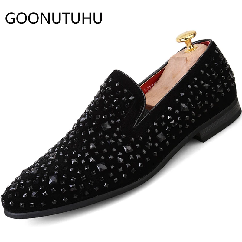 

Fashion men's shoes casual artificial leather rivet loafers male new calssic black party shoe man slip on shoes for men hot sale