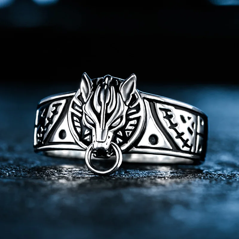 

Free ship Final Fantasy Cloud Wolf Ring US9 925 Sterling Silver in gift box