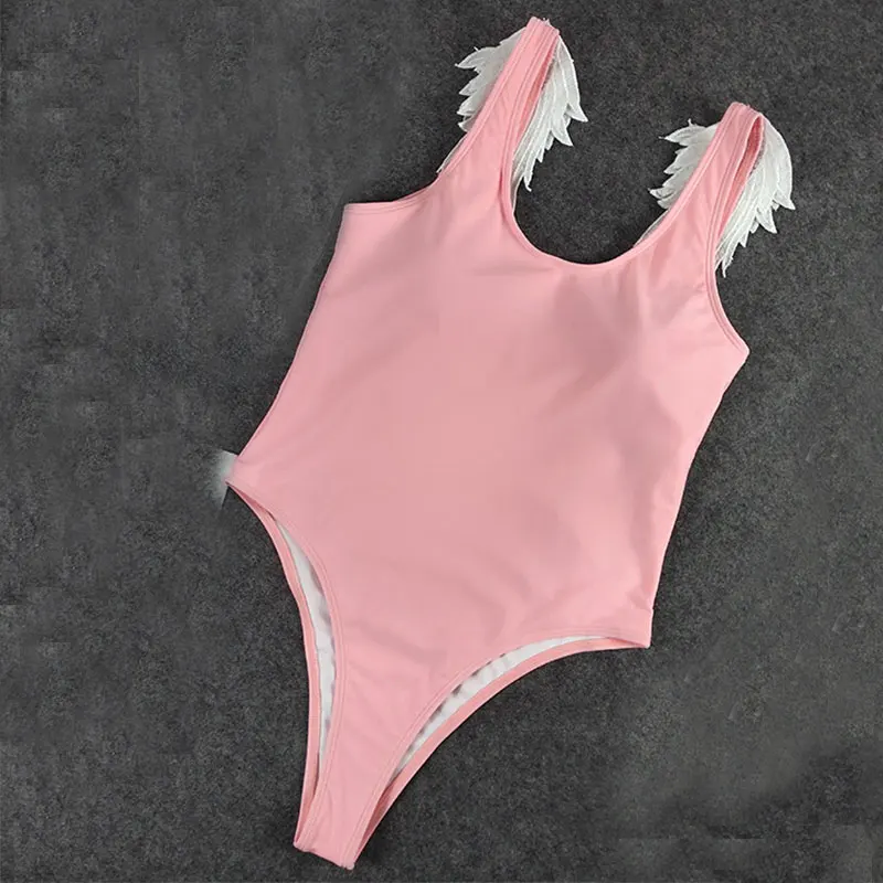 10393607409_2135615343