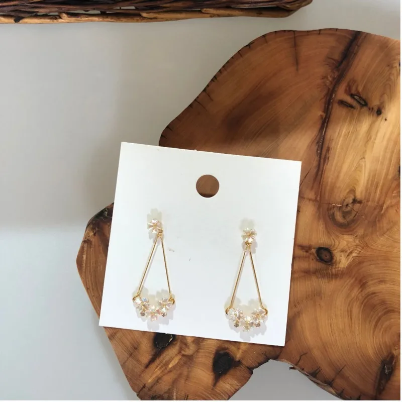 

2019 Female Ear Rings Fashion Freshwater Pearl Baroque Earrings Shell Small Flowers Vintage 925 Sterling Silver Pendant Jewelry
