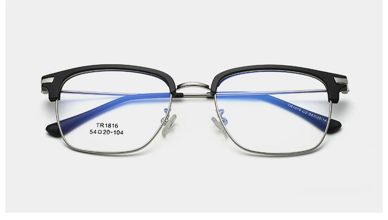 192ed0cb3-19_02