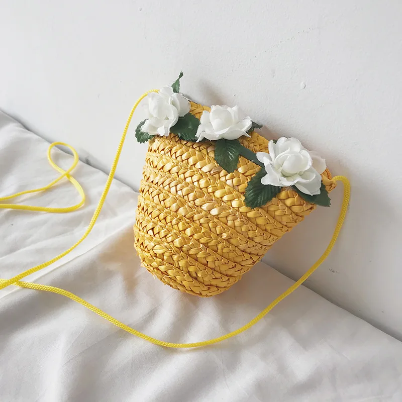 

Handbag Women Straw Bag Messenger Bag Flower Crossbody Bag MIni Shoulder Bag Summer Boho Beach Bag