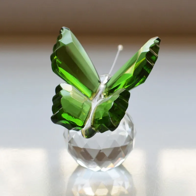 

1 Pcs Colorful Crystal Butterfly Crafts Paperweight Animal Figurines Miniatures for Wedding Artificial Decorations Birthday Gift
