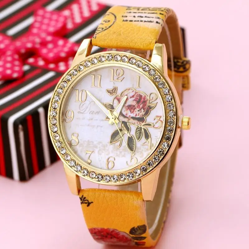 Reloj mujer, женские часы с розами, с узором, с циферблатом, женские наручные часы, кожаный ремешок с граффити, женские часы, relogio feminino - Цвет: Цвет: желтый