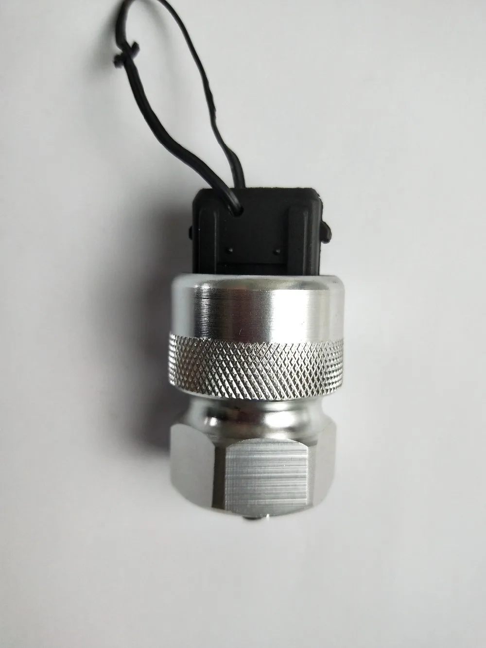 SMD 2 шт 12 месяцев гарантия электронный датчик скорости 3836N 010 для нового 153