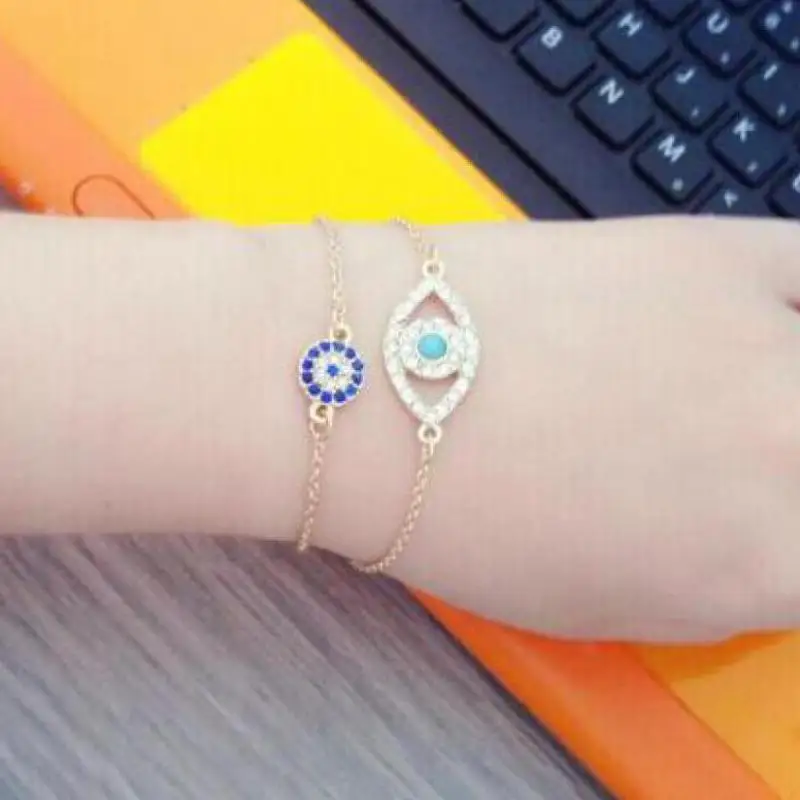 

Wholesale Girls Europe And America Retro Alloy Multi-hand Woman With Blue Eyes Bracelet Best Gift Turkey