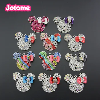 

Rhinestone Mouse Pendant Bubblegum charm Necklace
