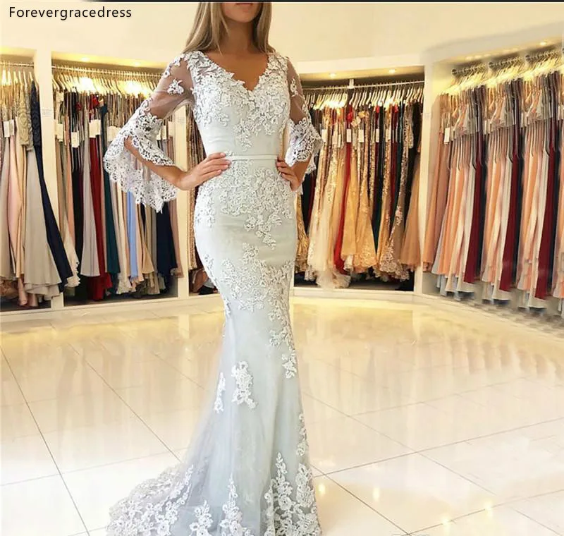 Modest Long Sleeves 2019 Mother Dresses Formal Mermaid V Neck Sheer Appliques Button Covered Back Long Mother of Bride Evening Prom Gowns 135 (3)