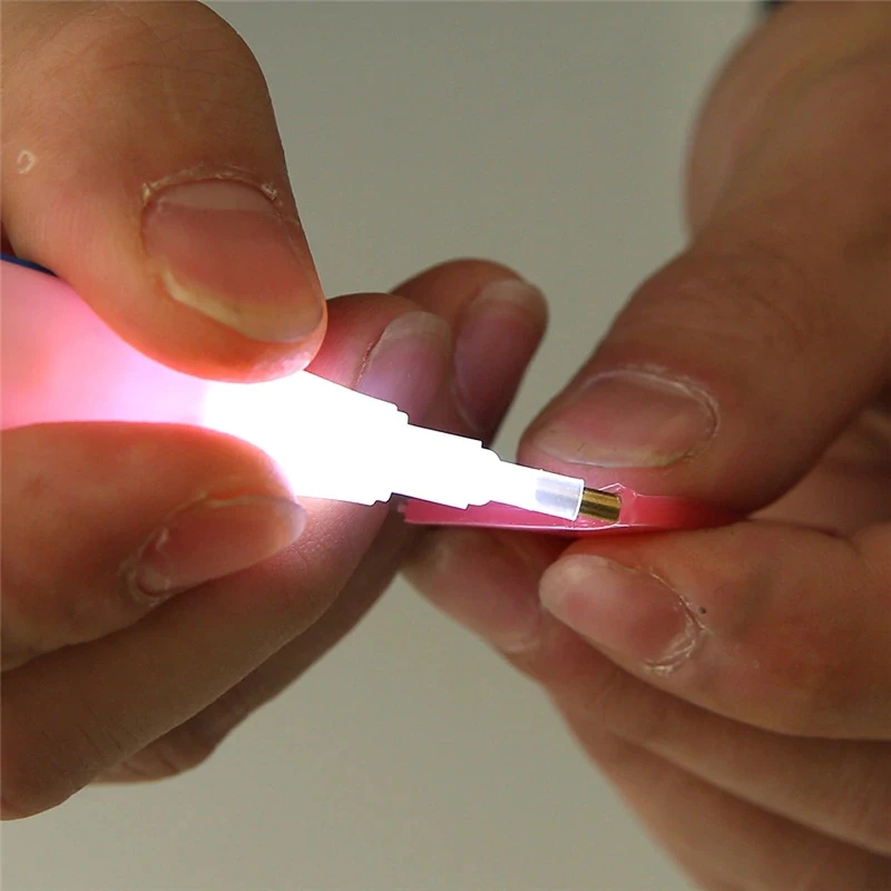 Cartoon Diamond Painting Drill LED Pen Self-contained Luminous Night Point Drill Pen Embroidery Painting Tools Cross Kit Pen (3)