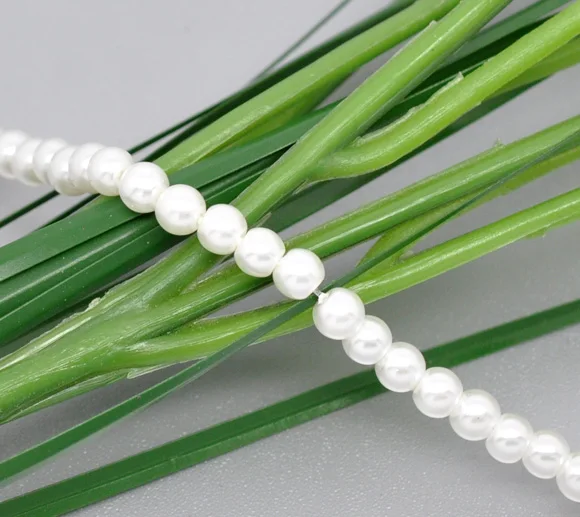 

Glass Pearl Imitation Beads Round White 4mm Dia,82cm(32 2/8") long,1 Strands(approx:210PCs/Strand) new