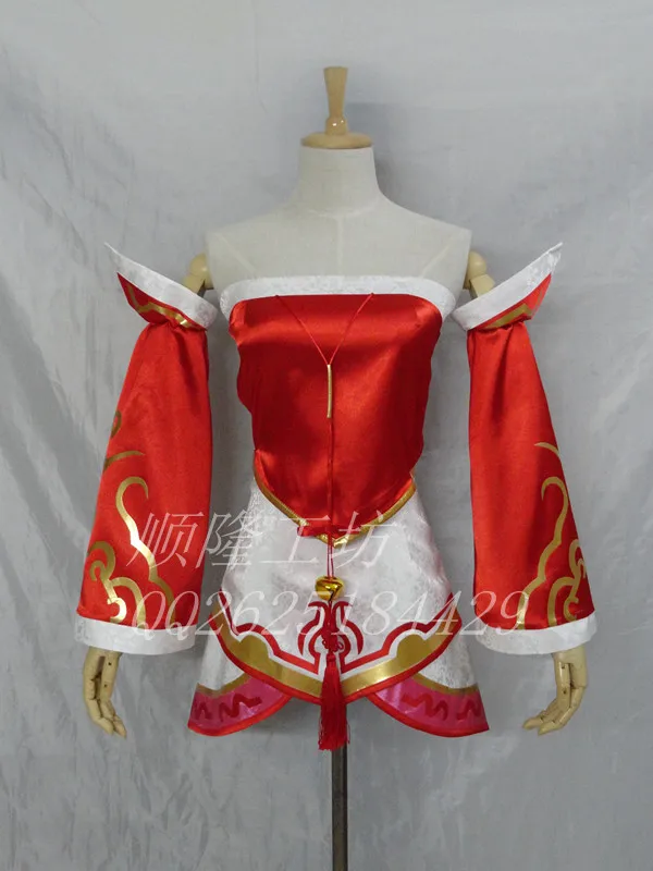 

The Nine-Tailed Fox Ahri Cosplay Costume Custom Made