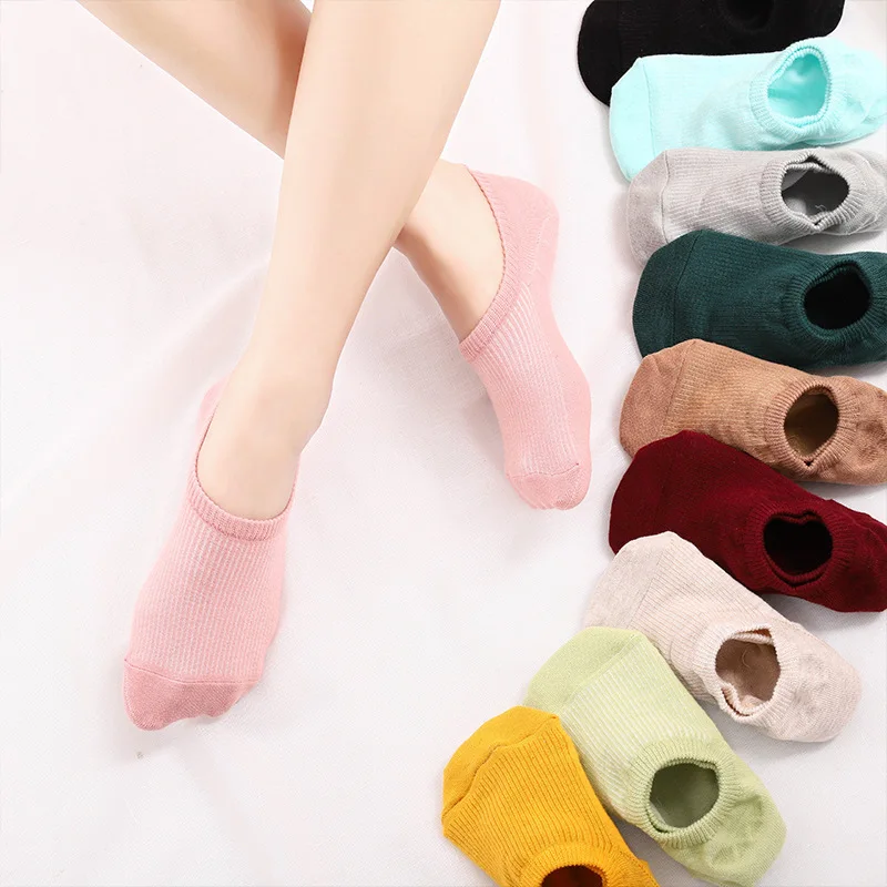 

eTya 1Pair New 2019 Women Low Cut Invisible Socks Cotton Summer Comfortable Girl Ankle Boat Socks Girl Non-slip Short Socks