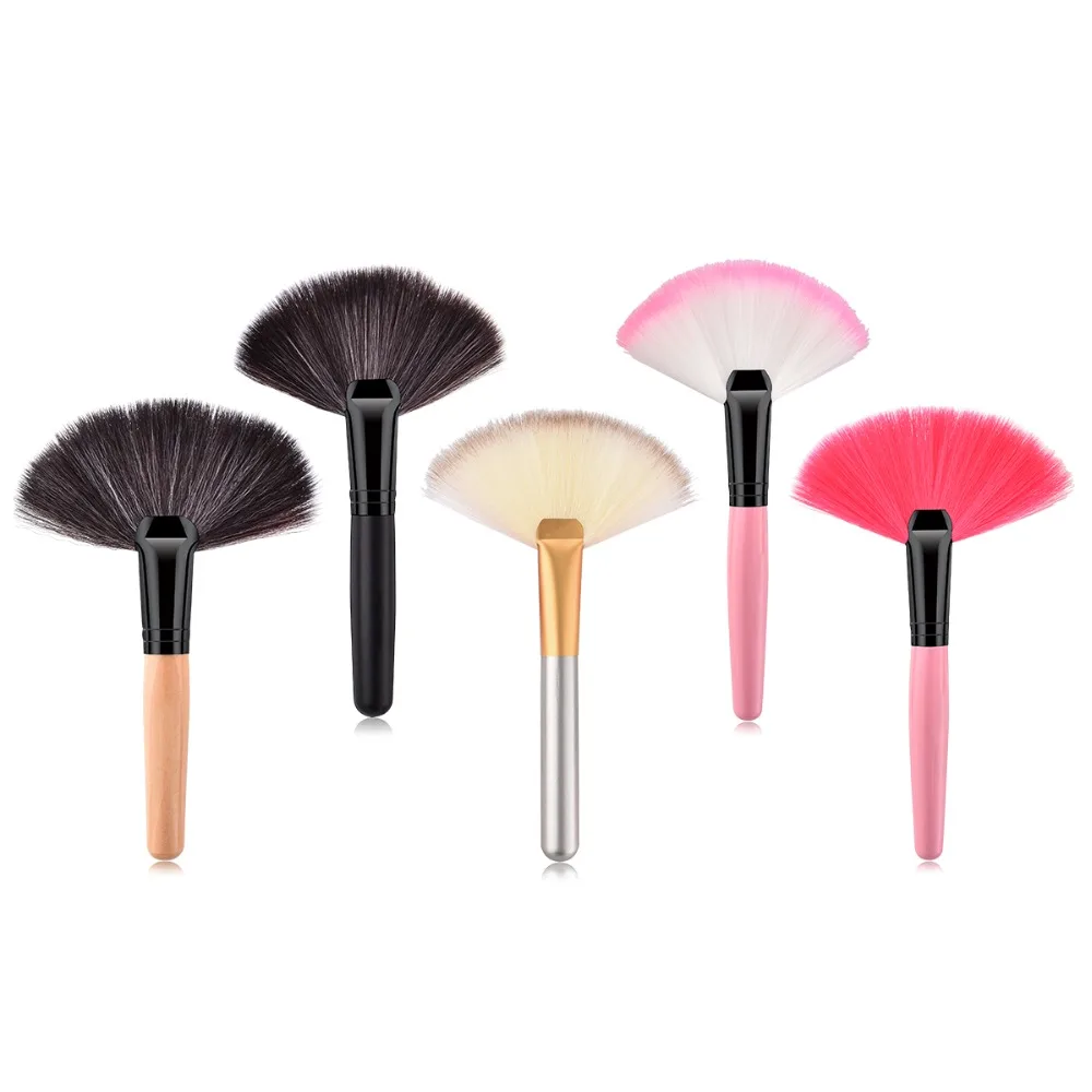 1Pcs Makeup Large Fan Brush Foundation Blush Blusher Powder Highlighter
