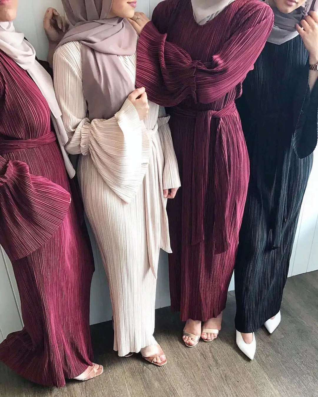 

Muslim Women Pleated Dress Robe Jilbab Abaya Cocktail Maxi Kaftan Gown Islamic Dubai Jilbab Long Sleeve Wrinkle Stretch Tunic Ramadan