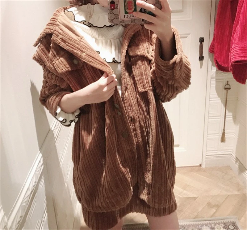(32)