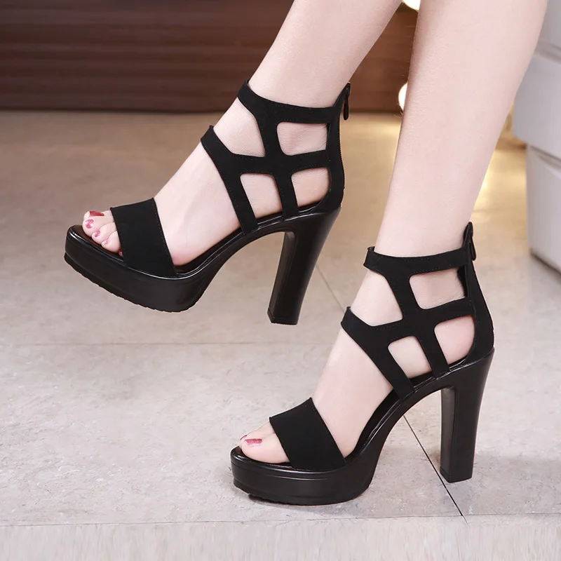 

Roman female sandals open toe crude with waterproof platform large size 42,43 high heels small size 32,33 Model catwalk sandals