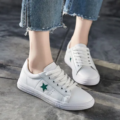 

The star small white shoes female 2018 autumn new style joker nurse shoes leather flat student casual single shoes female shoes