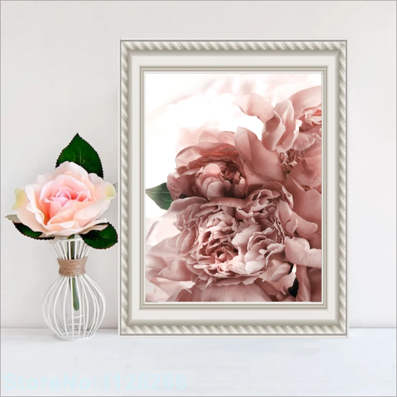 Rose canvas print