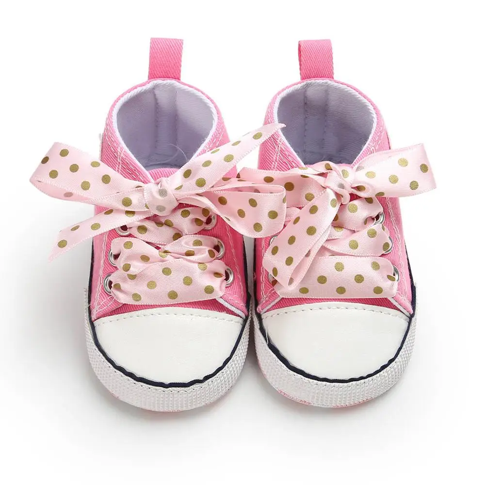 Новинка; Тканевая обувь для новорожденных; обувь для малышей; мягкая детская обувь на нескользящей подошве; обувь для мальчиков и девочек; 25 цветов - Цвет: Pink Polka Dot
