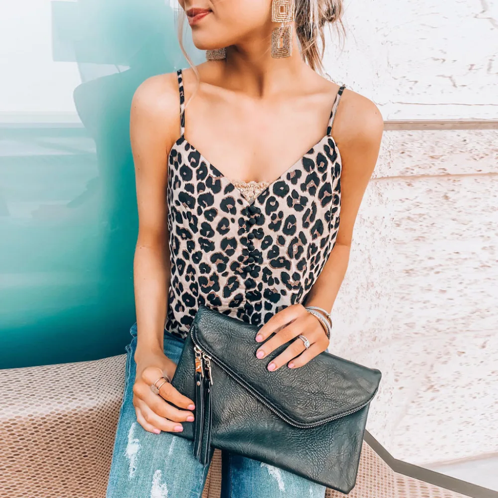 

Tank Tops 2019 Fashion Hot Sale Newly Summer Lace Sleeveless Ladies Vests Hot Sale Tops Trend Casual Regatas High Quality TT5