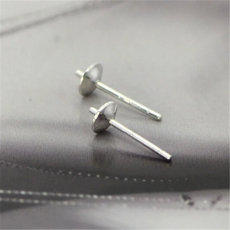 2424244564_1745133411