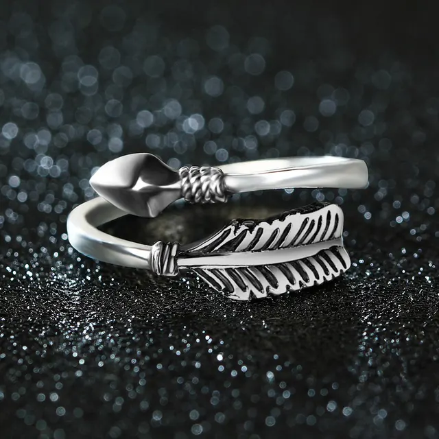 Фото кольцо женское из серебра 100% пробы с купидоном в виде стрелы цена