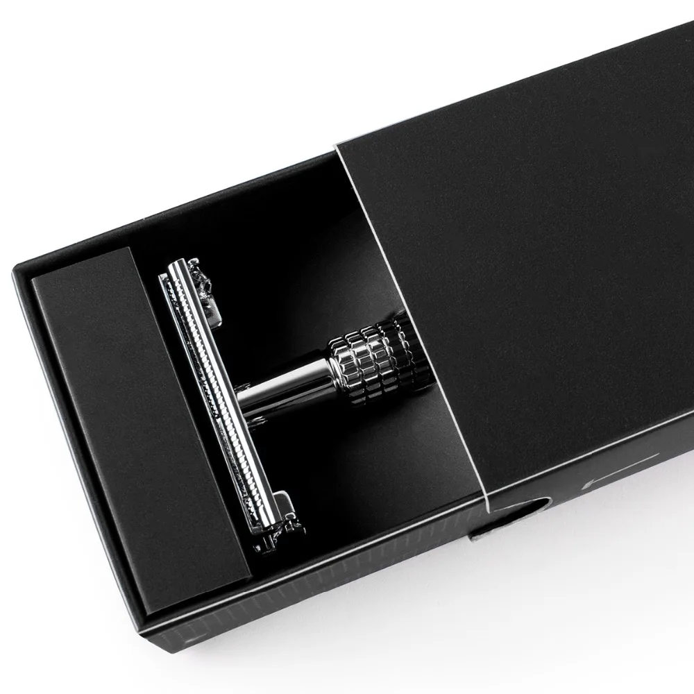 

Double Edge Safety Razor Long Handle Butterfly open Classic Safety Razor, 1 Handle & 5 blades