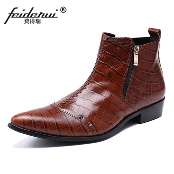 

Plus Size Runway Man Handmade Pointed Toe Studded Shoes Vintage Designer Genuine Leather Men's Rocker Riding Ankle Boots SL78