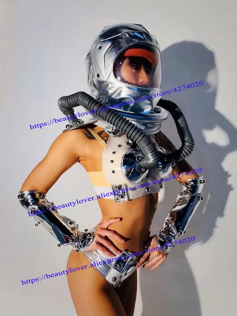 Astronaut costume hi-res stock photography and images - Alamy