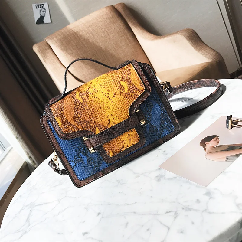 صغيرة أكياس crossbody للنساء الأزياء الأفعى بو الجلود النساء حقيبة 2018 اللون النساء حقيبة ساعي على الكتف كيس رئيسي فام