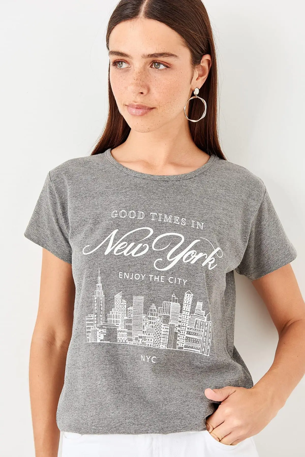 

Trendyol Anthracite Printed Basic Knitted T-Shirts TWOSS19TS0481