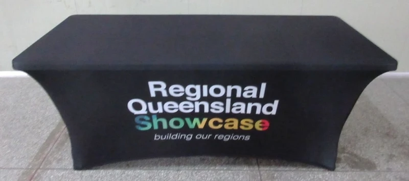 printed-tablecloths-2-800x480