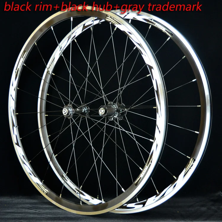 black hub gray