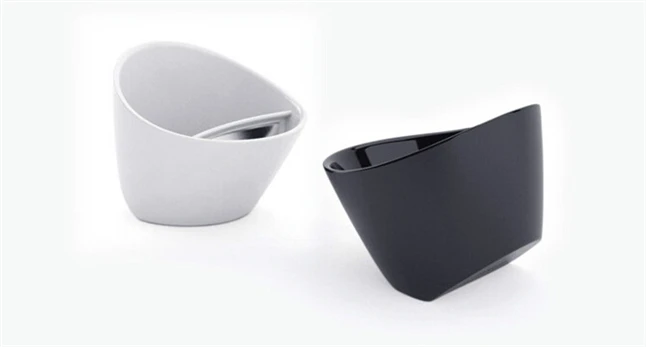 oblique fall smart teacup06.jpg