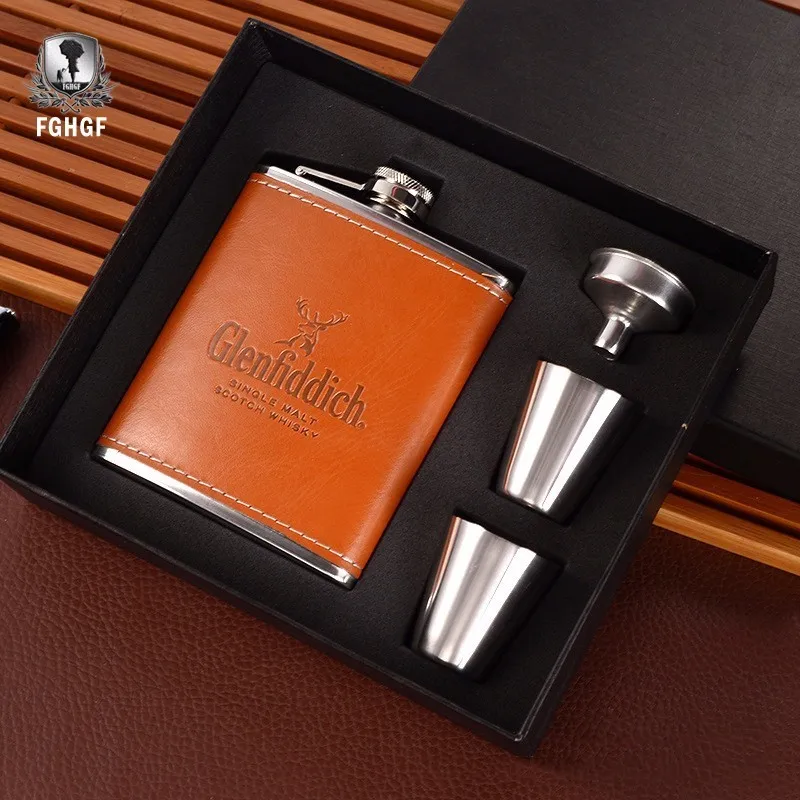 

4PCS/set 7 Oz Stainless Steel Leather Wine Hip Flask Whiskey Bottle Alcohol Cup Kettle Cups Funnel Mug For Travel Outdoor Gift