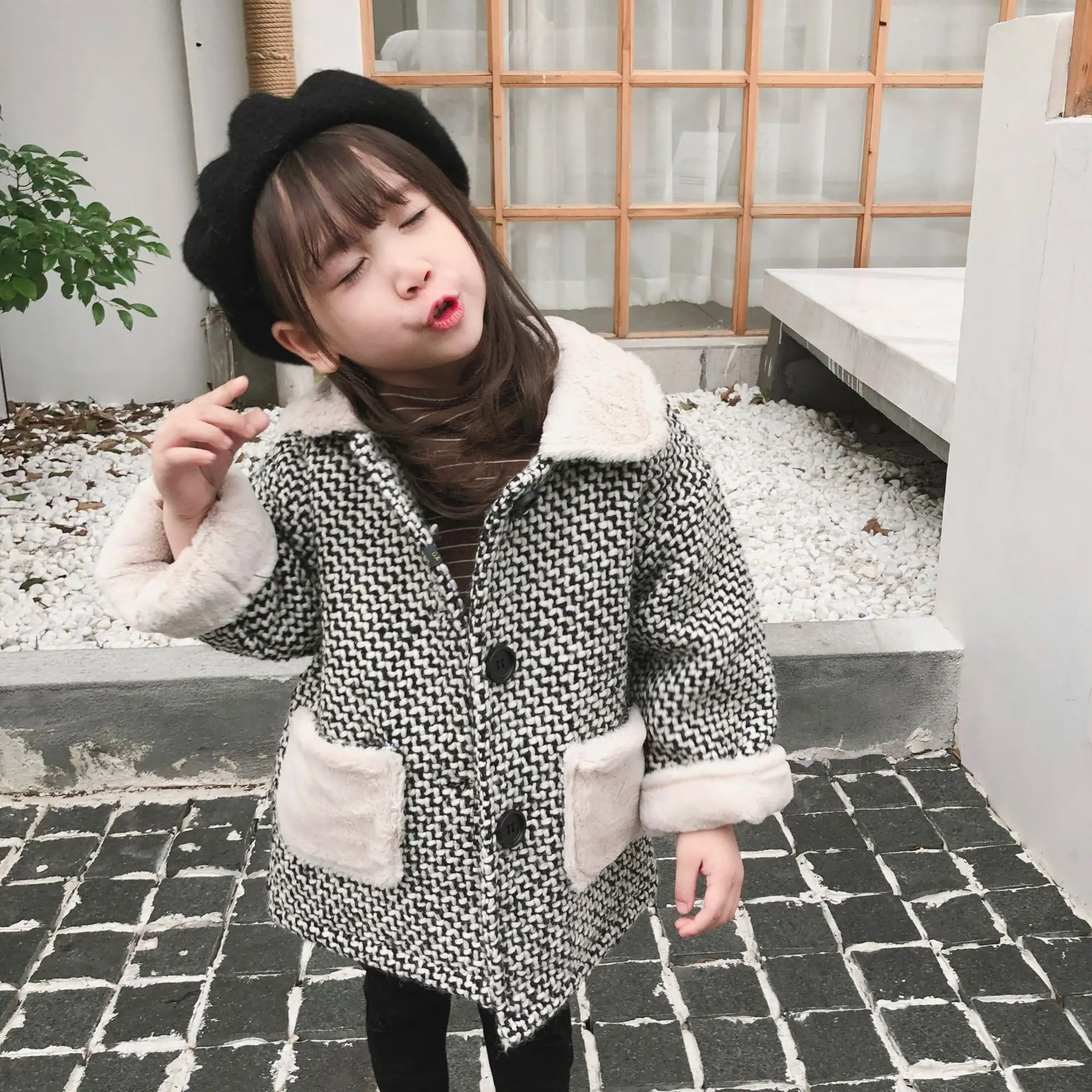 Новое поступление, зимнее корейское хлопковое утепленное Модное Длинное Стильное универсальное пальто с меховым воротником для милых маленьких девочек