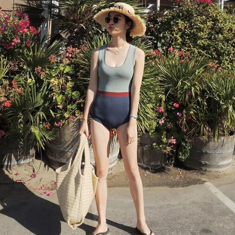 

One Piece swimsuit Shoulder Straps Bathing suit Underwire Push Up patchwork Women Monokini Bathing Suit maillot de bain femme