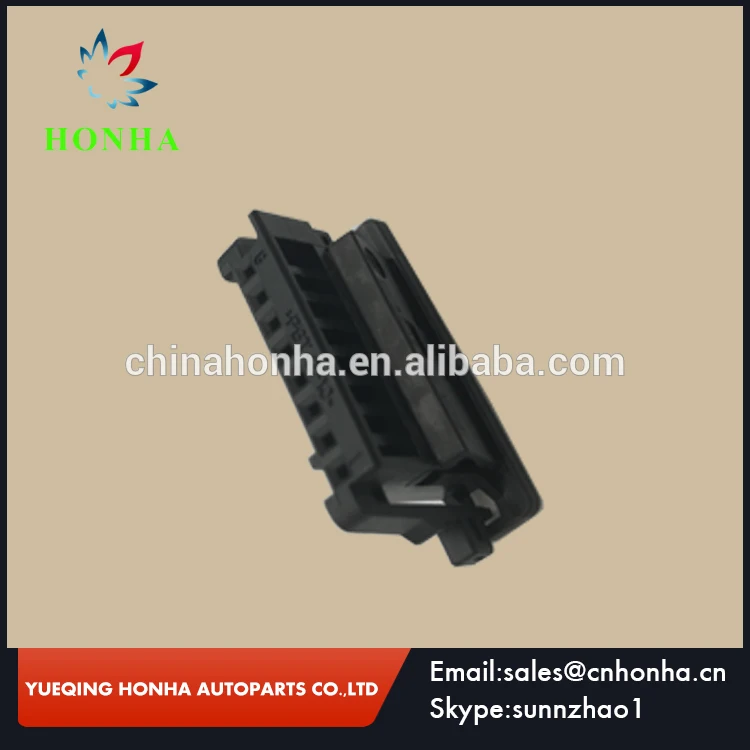 Tyco-8-pin-female-automotive-electrical-connector 2