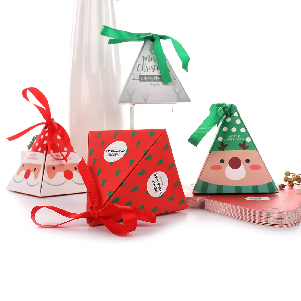 

30pcs/lot Xmas Paper Gift Bag Christmas Tree Candy Carrier Present Boxes With Ribbon Party Decor Candy Storage Bags
