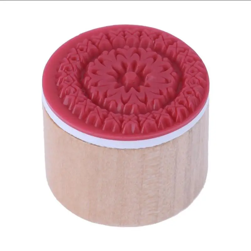 

Retro DIY Vintage Greetings And Lace Pattern Round Wooden Rubber Stamp Scrapbook Letter Stamp For Personalized Motto