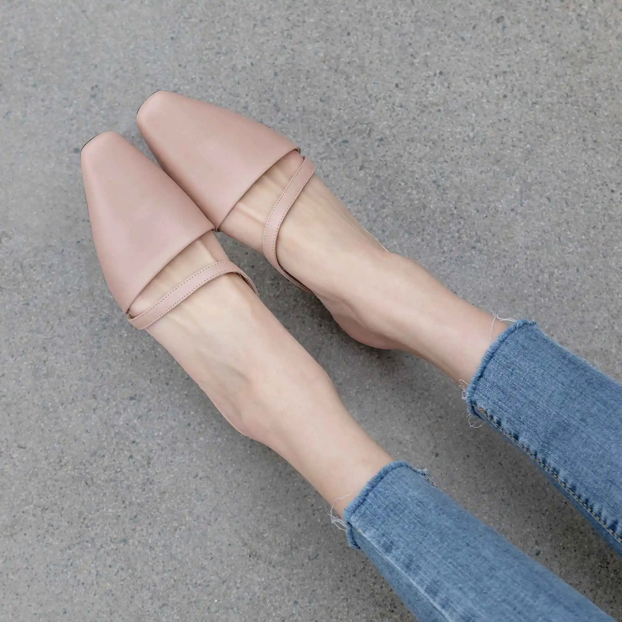 Lenksien/высококачественные туфли-лодочки из натуральной кожи со стразами на среднем каблуке с квадратным носком; модные женские