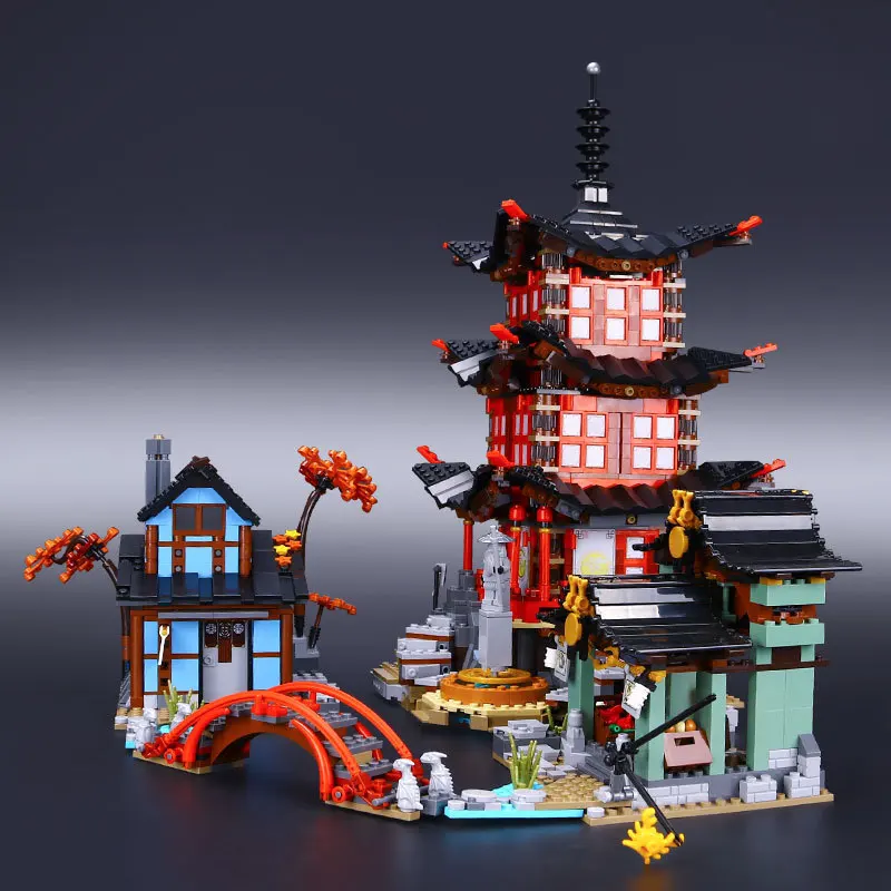

Lepin 06022 Phantom LegoINGlys NinjagoINGly Ninja Skill Temple Village Assembly and Installation of Building Block Toy Cars