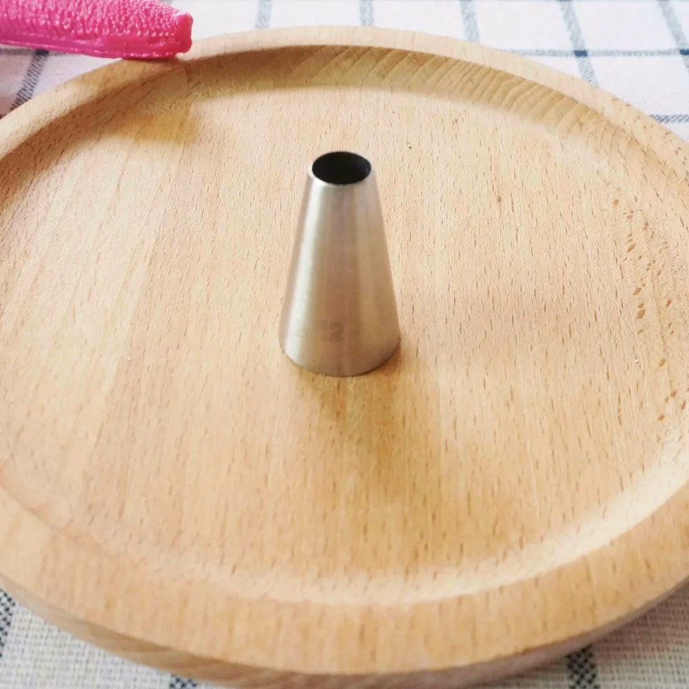 12 Round Piping Tip Decorating Mouth Nozzle Pastry Tips