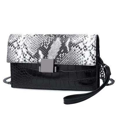 

2018 novetly women snake pattern day clutch bag female elegant luxury small chain bag lady designer mini one shoulder bag purse