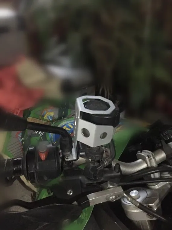 F650GS 08 15 F800GS 12 F800R 10 11 мотоциклетная Передняя Тормозная жидкость защитник
