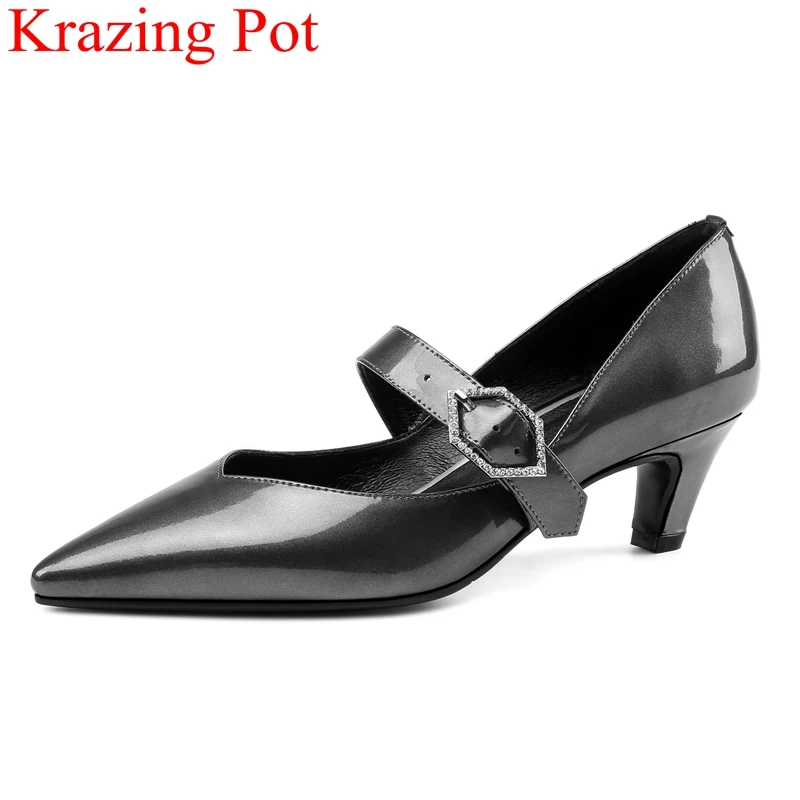 

2018 superstar pointed toe large size shallow high heels women pumps cow leather elegant buckle strap crystal work shoes L0f2