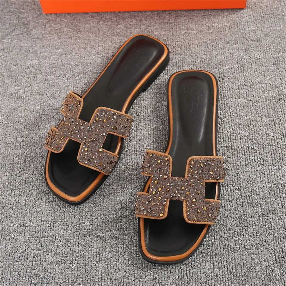ladies slippers with a small heel