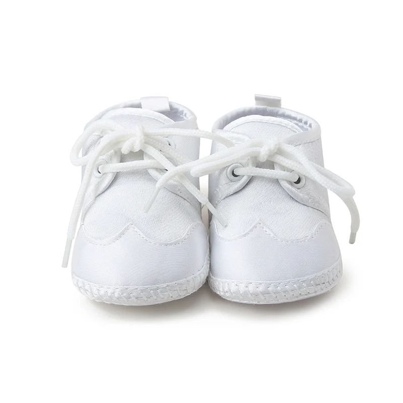 Delebao крестины детская обувь для 0-12 месяцев для новорожденных мягкая подошва на шнуровке дизайн ботиночки для крещения