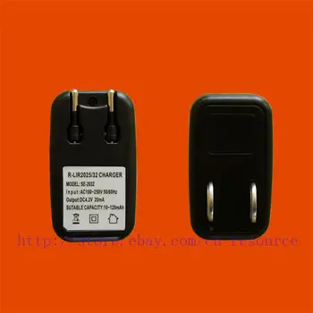 

CR2032 LIR2032 2025 Coin Button Cell Travel Charger