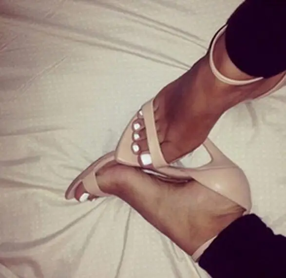 

Free Ship Ladies Beautiful Suede Leather Pink Blue Yellow One Strap High Heel Sandals Ankle Strap High Heels Party shoes woman